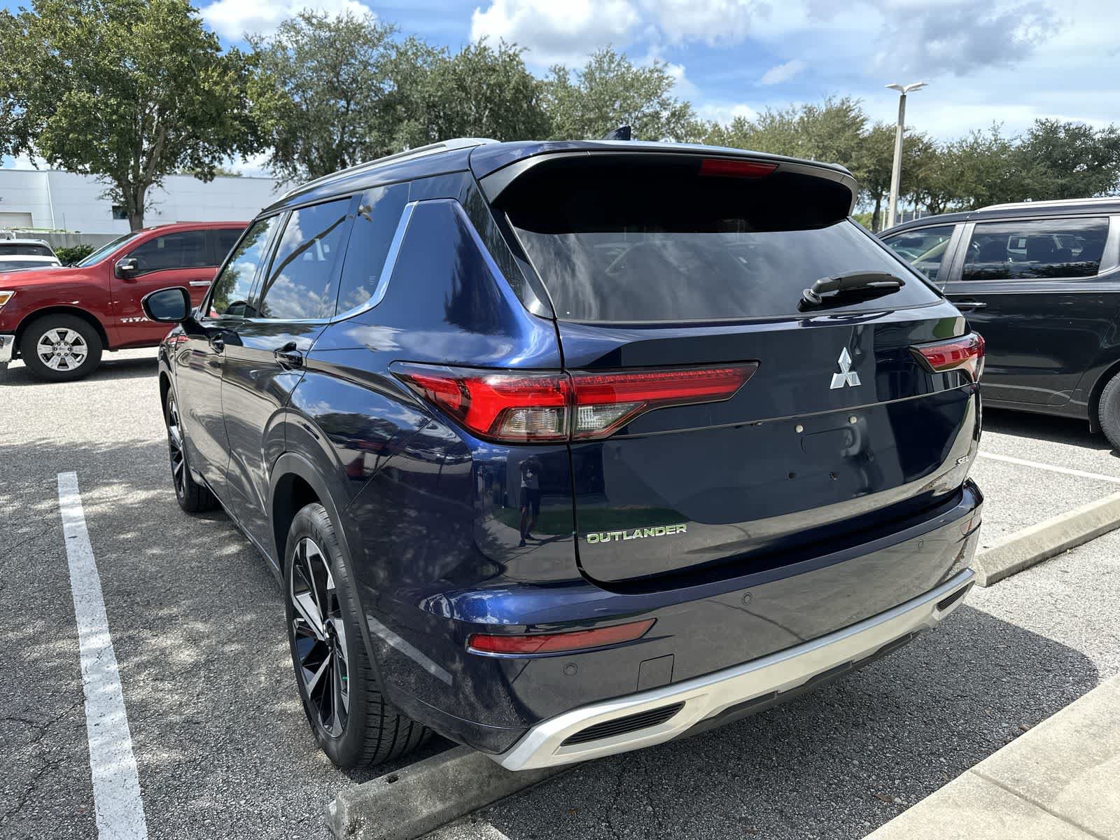 Used 2024 Mitsubishi Outlander SEL FWD image 6