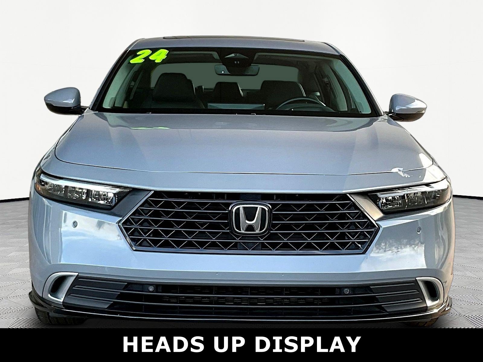 Used 2024 Honda Accord Touring image 2