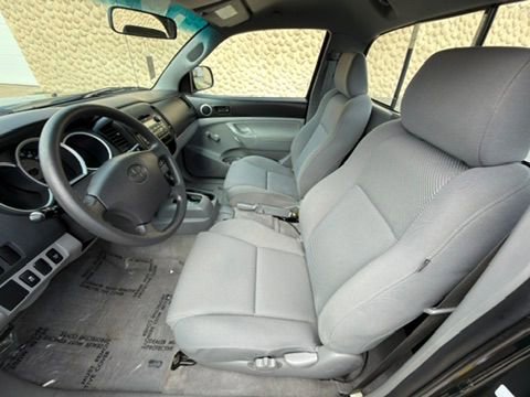 Used 2010 Toyota Tacoma 2WD Regular Cab image 18