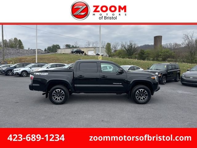 Used 2023 Toyota Tacoma TRD Sport w/ Technology Package AWD/4WD image 1
