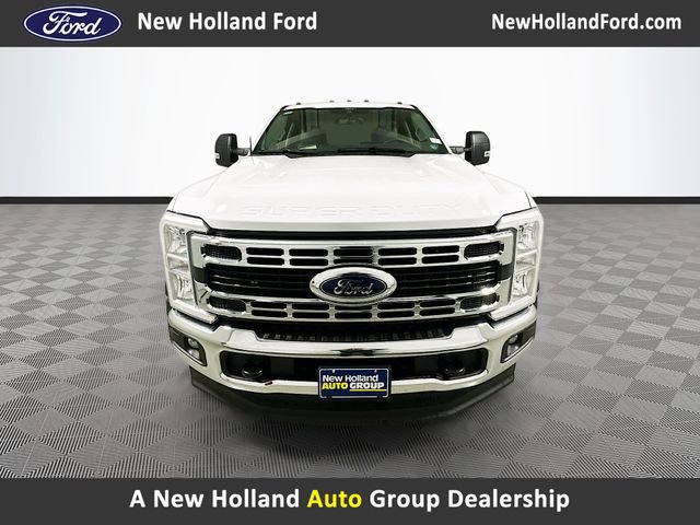 New 2026 Ford F550 4x4 Regular Cab Super Duty image 2