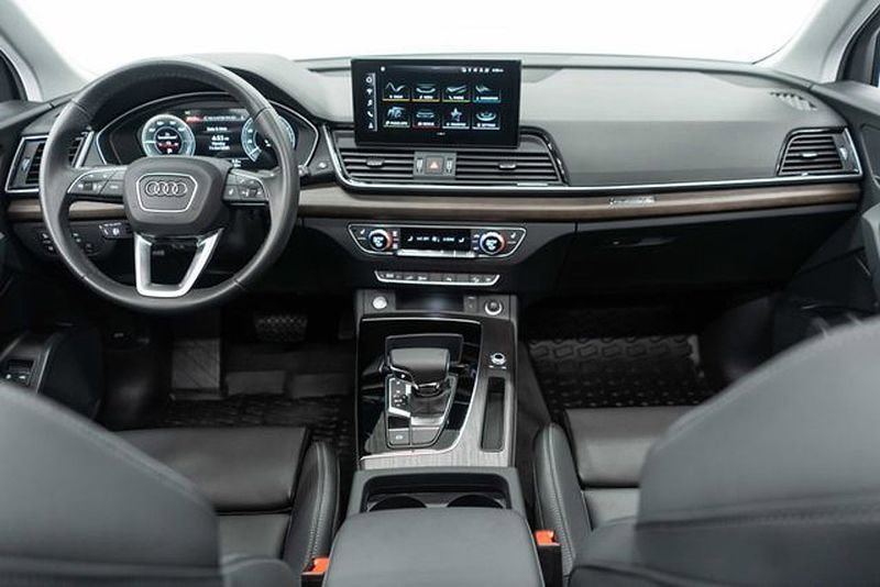 Used 2025 Audi Q5 e Premium image 8