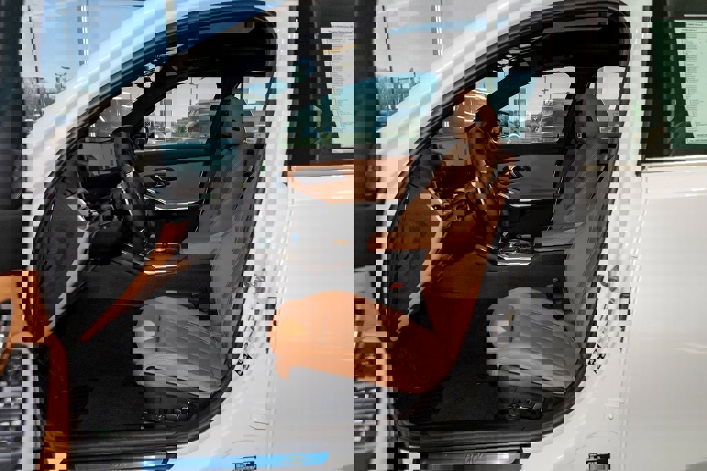 New 2026 BMW 330i xDrive Sedan w/ Premium Package image 18