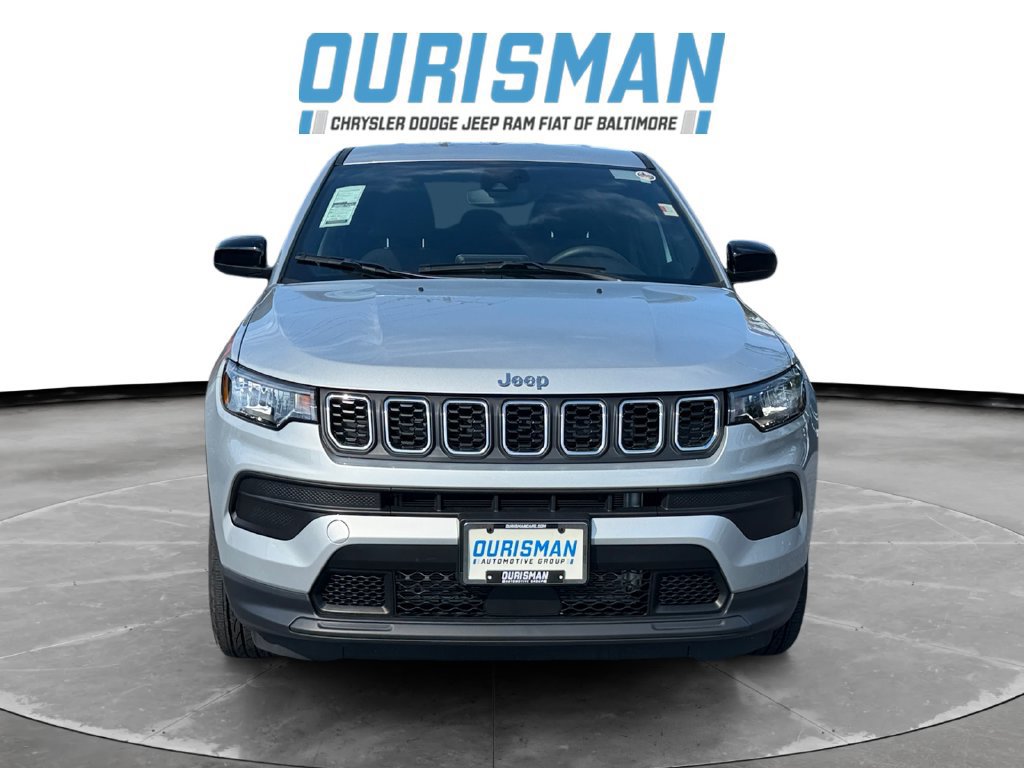 Used 2025 Jeep Compass Sport AWD/4WD image 8