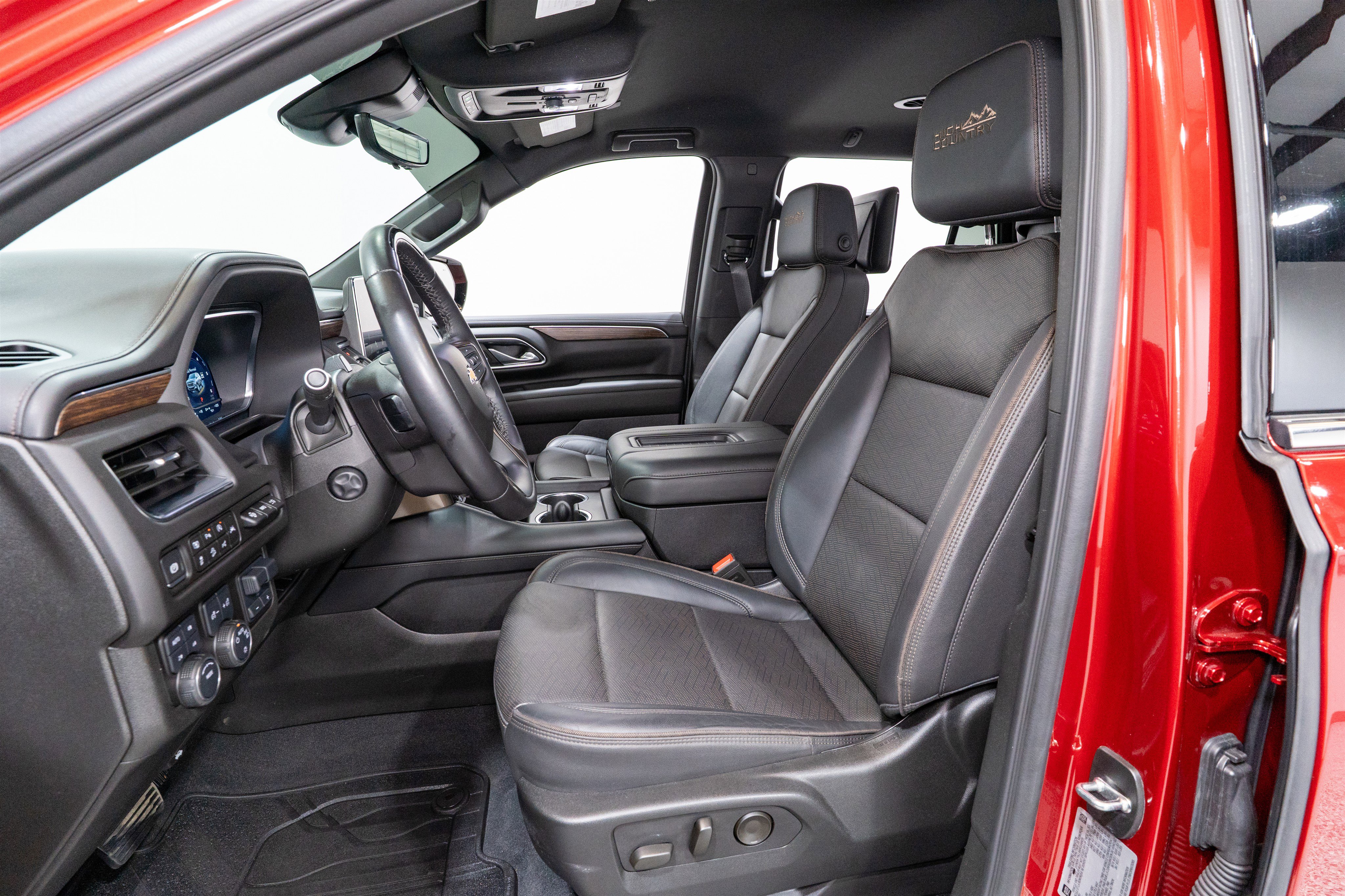 Used 2024 Chevrolet Tahoe High Country w/ Advanced Technology Package AWD/4WD image 15