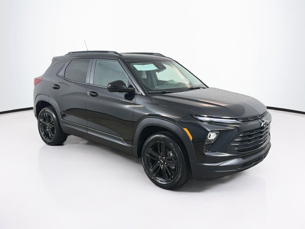 New 2026 Chevrolet TrailBlazer LT w/ Midnight Edition AWD/4WD image 3