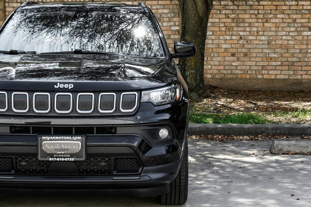 Used 2022 Jeep Compass Latitude image 56