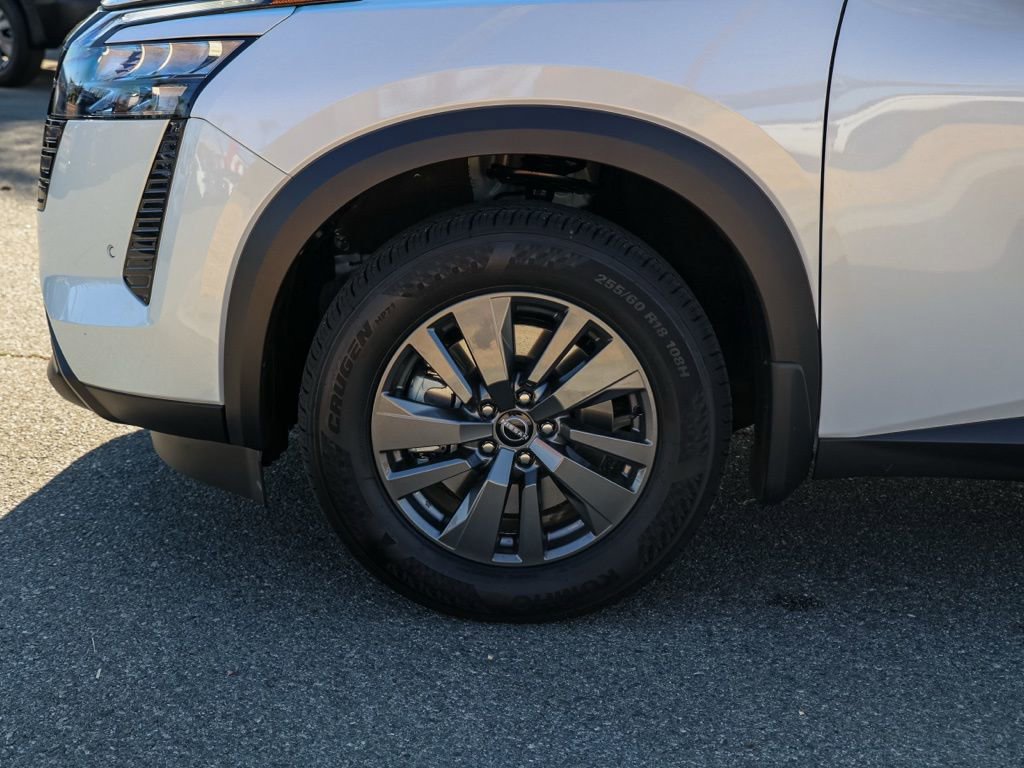 New 2026 Nissan Pathfinder SV image 11