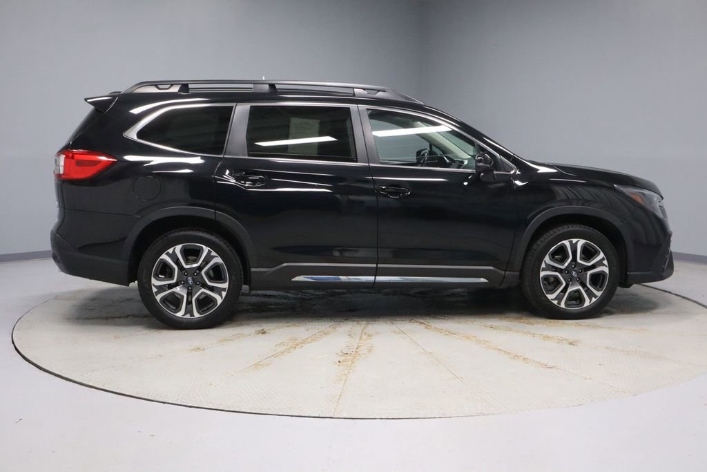 Used 2023 Subaru Ascent Limited image 12
