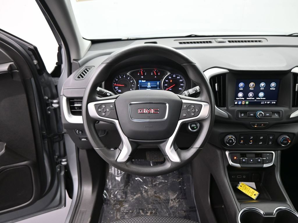 Used 2024 GMC Terrain SLE image 11
