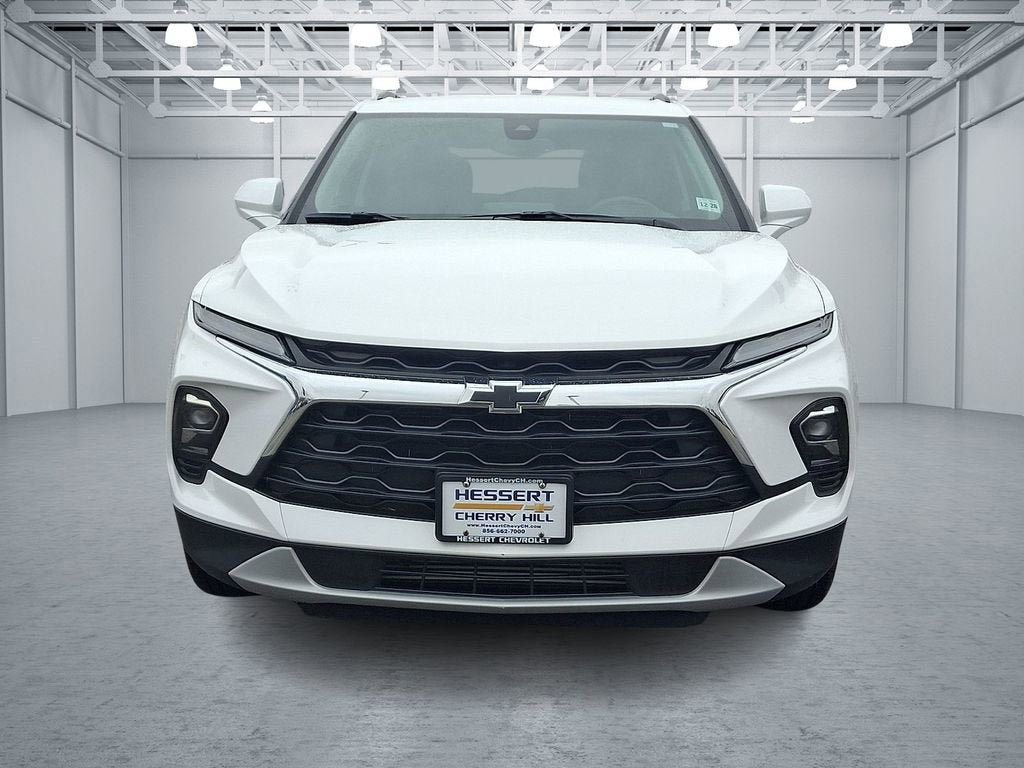 Certified 2024 Chevrolet Blazer LT w/ Convenience Package image 3