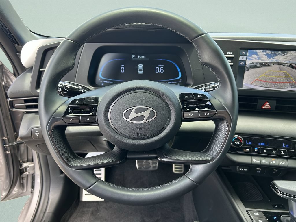 Certified 2025 Hyundai Elantra Sport FWD image 30