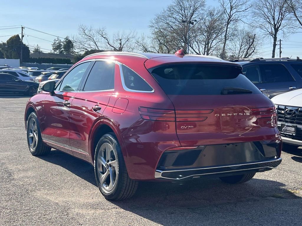 Certified 2026 Genesis GV70 2.5T image 5
