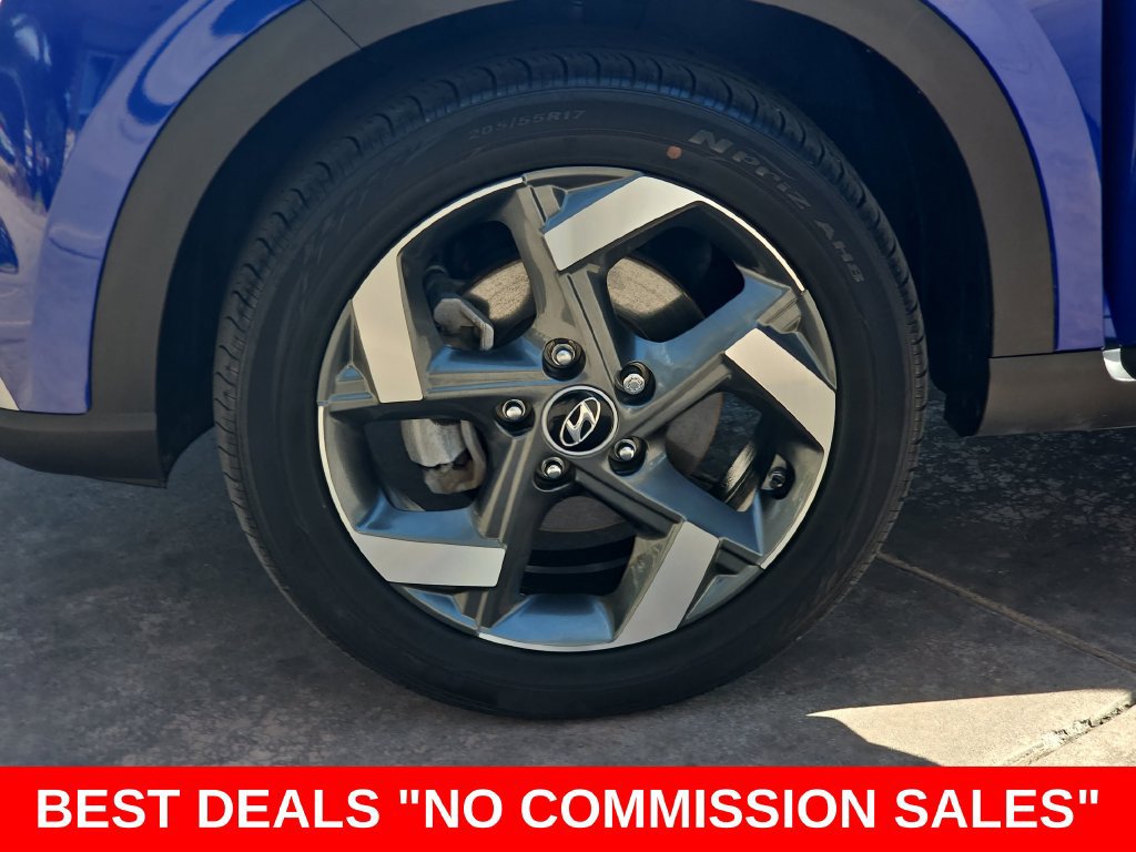 Used 2022 Hyundai Venue Limited FWD image 35