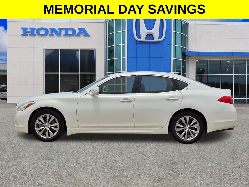Used 2013 INFINITI M37 w/ Premium Pkg RWD image 6