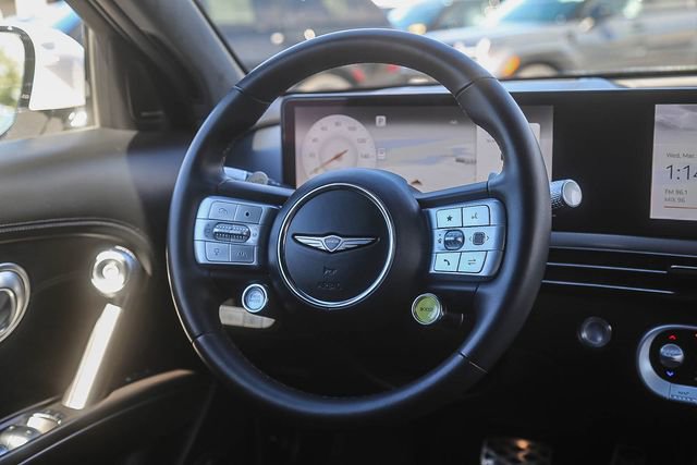 Used 2023 Genesis GV60 Performance image 17