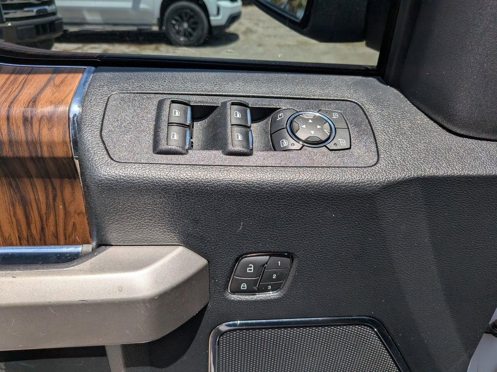 Used 2019 Ford F150 Lariat w/ Equipment Group 502A Luxury RWD image 19