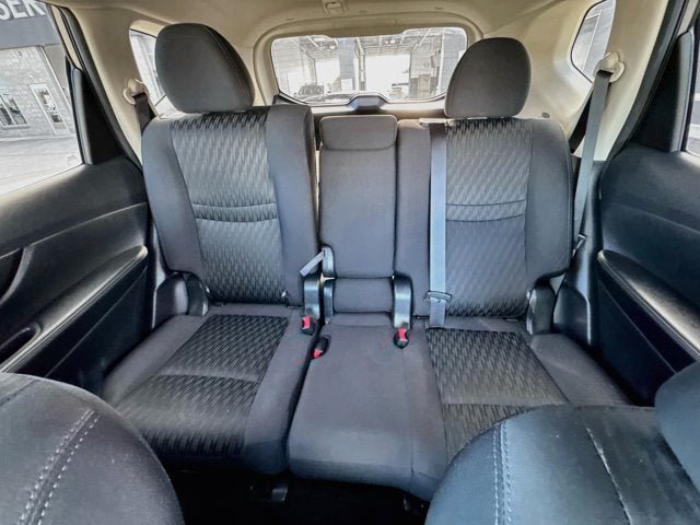 Used 2020 Nissan Rogue S w/ Special Edition Package AWD/4WD image 20