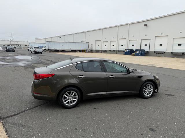 Used 2013 Kia Optima LX w/ Convenience Plus Pkg FWD image 4