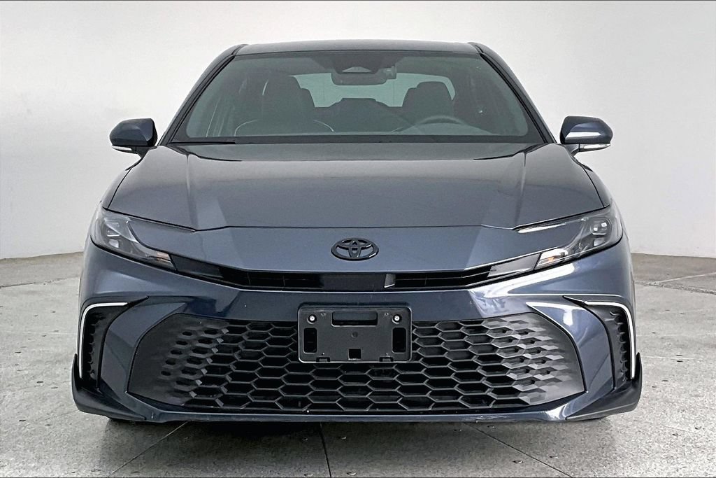 Used 2026 Toyota Camry SE w/ Convenience Package FWD image 2