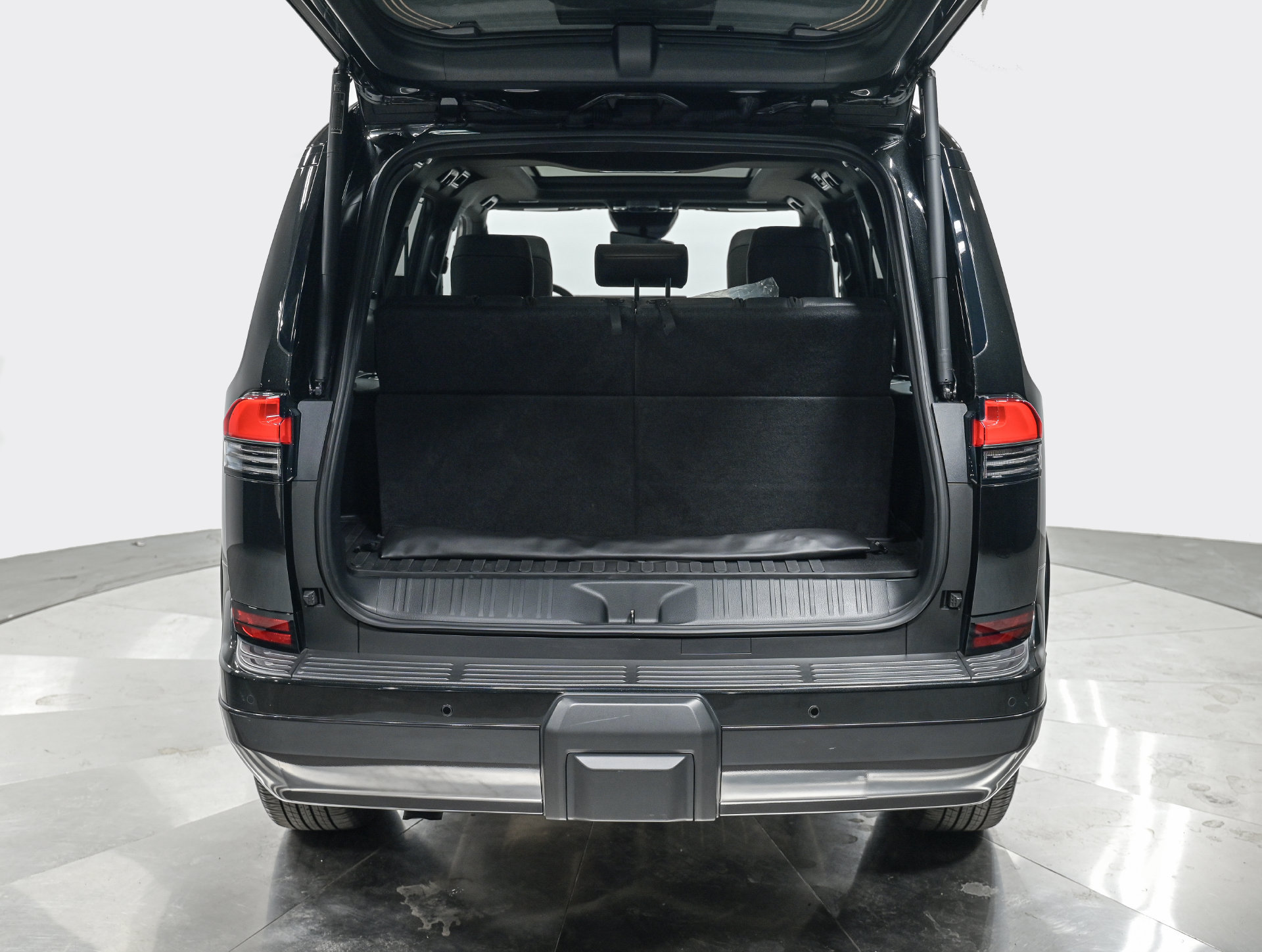 Used 2025 Lexus GX 550 w/ Accessory Package (2T) AWD/4WD image 6