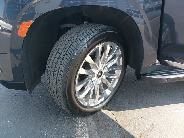 Certified 2023 Cadillac Escalade Premium Luxury w/ LPO, Floor Liner Package image 35