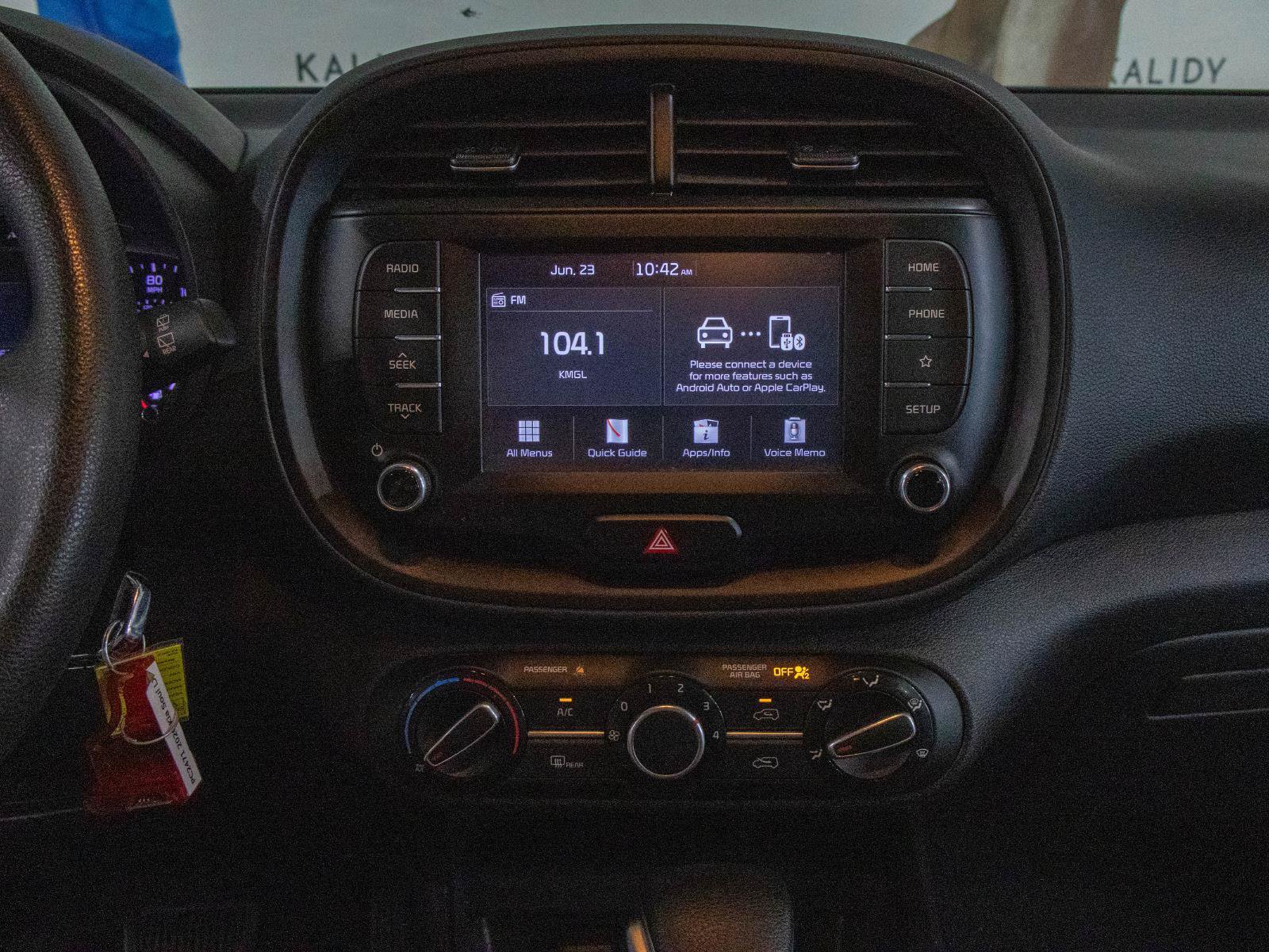 Used 2020 Kia Soul S FWD image 4