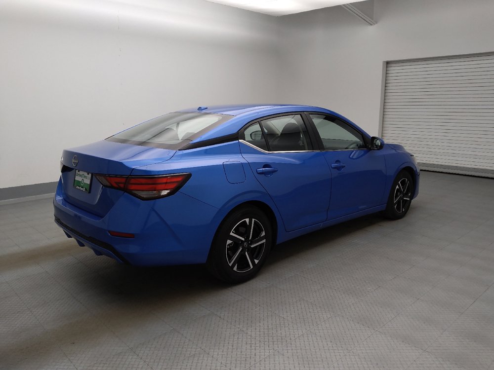 Used 2025 Nissan Sentra SV FWD image 10