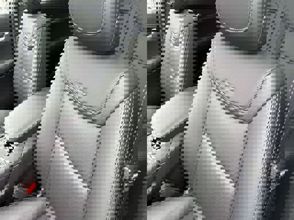 Certified 2023 Cadillac XT5 Premium Luxury w/ Technology Package image 11