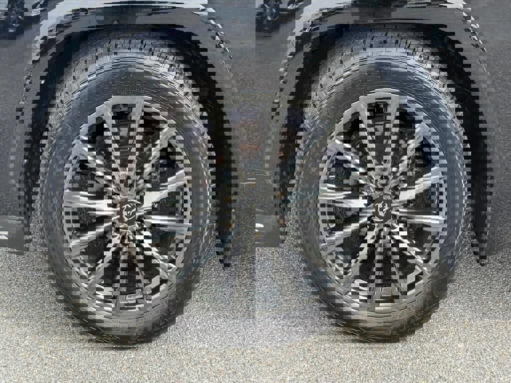 Used 2024 Lexus LX 600 F Sport image 13