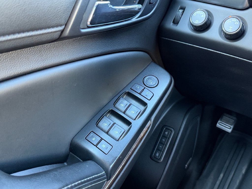 Used 2016 Chevrolet Suburban LT AWD/4WD image 25