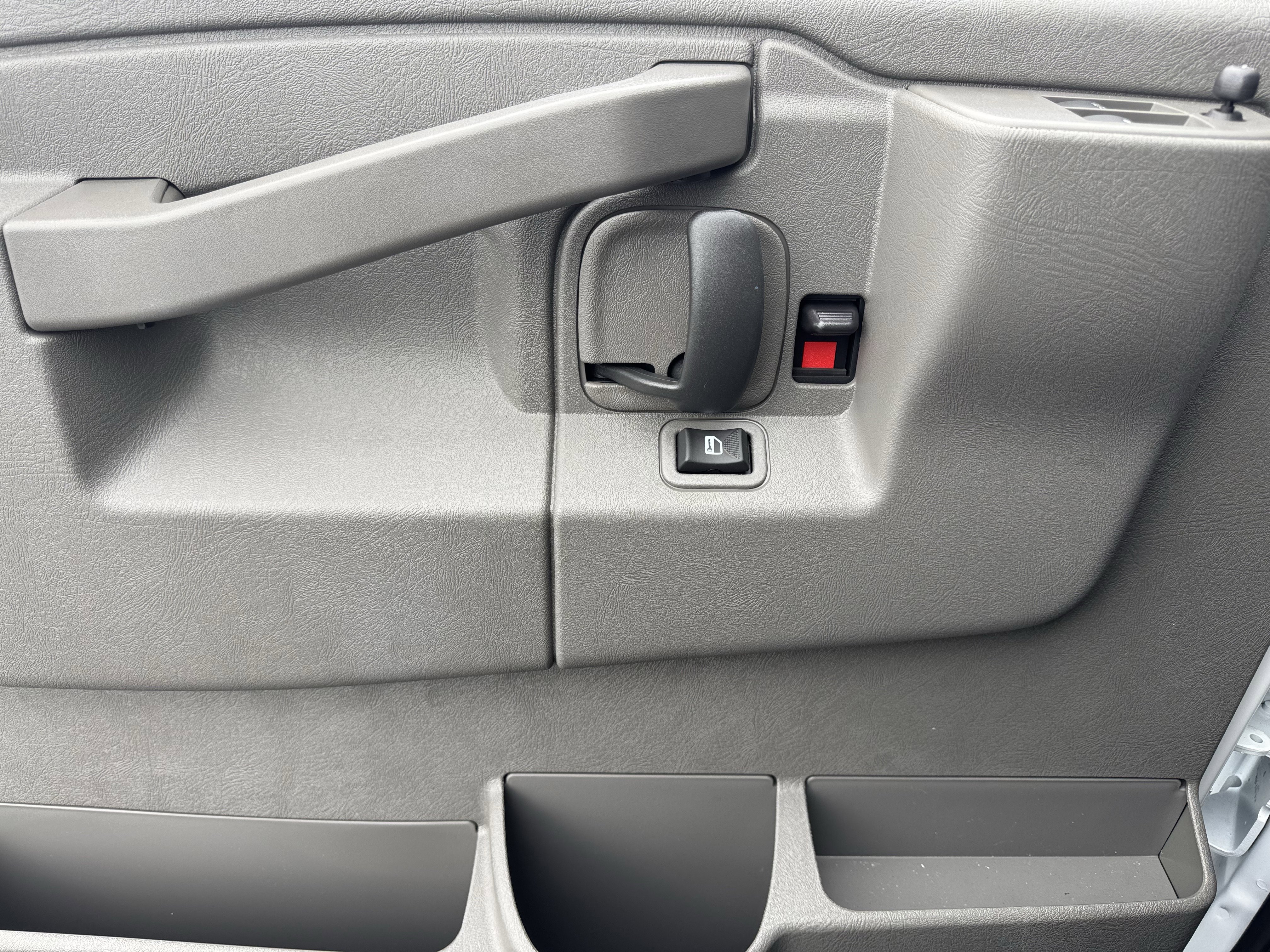 New 2026 Chevrolet Express 2500 w/ Driver Convenience Package image 10