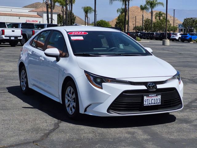 Used 2025 Toyota Corolla LE image 3