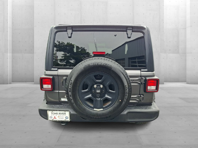 Used 2021 Jeep Wrangler Sport AWD/4WD image 5