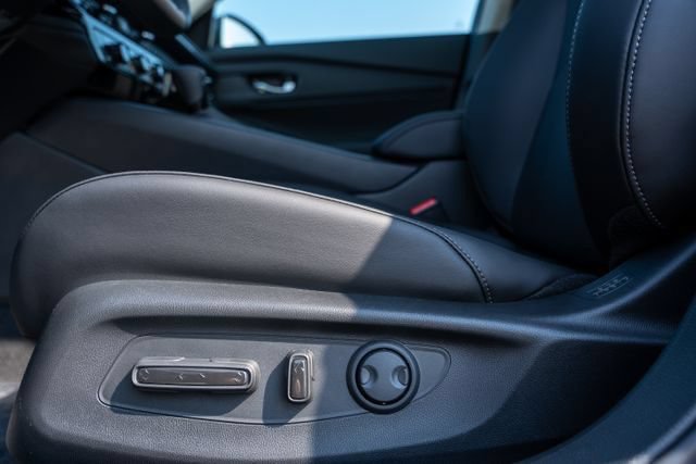 Used 2025 Honda Accord EX-L image 18