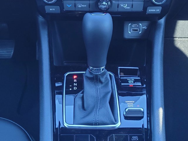 New 2026 Jeep Compass Latitude AWD/4WD image 16