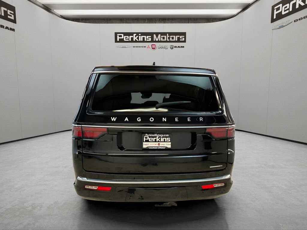 Used 2024 Jeep Wagoneer L Series III w/ Flexible Seating Group image 3
