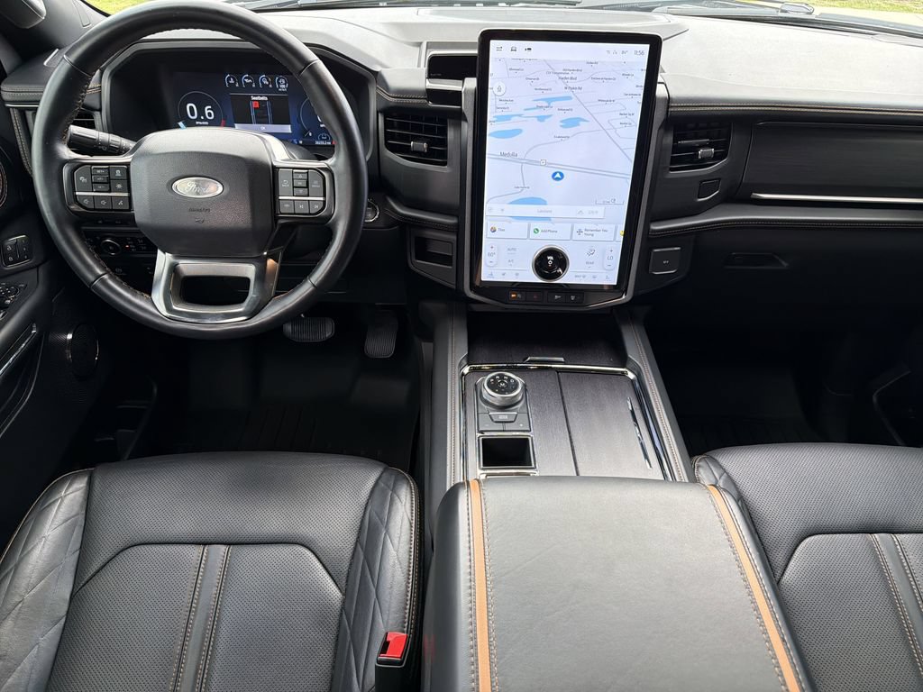 Used 2024 Ford Expedition Platinum RWD image 14