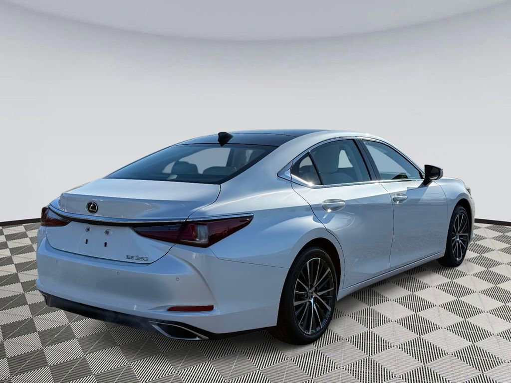 Used 2022 Lexus ES 350 w/ Premium Package image 2