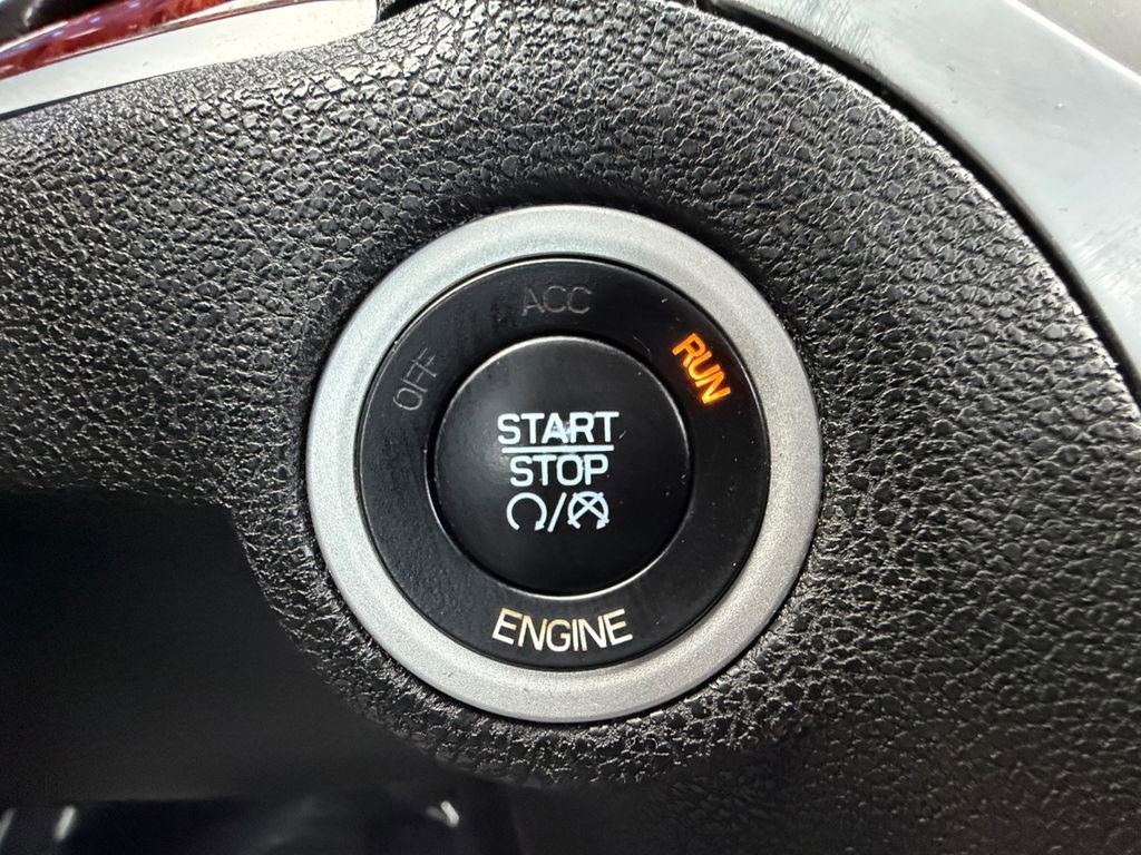 Used 2014 Chrysler 300 AWD w/ Driver Convenience Group image 23