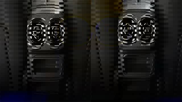 Certified 2025 Mercedes-Benz GLC 300 4MATIC image 26