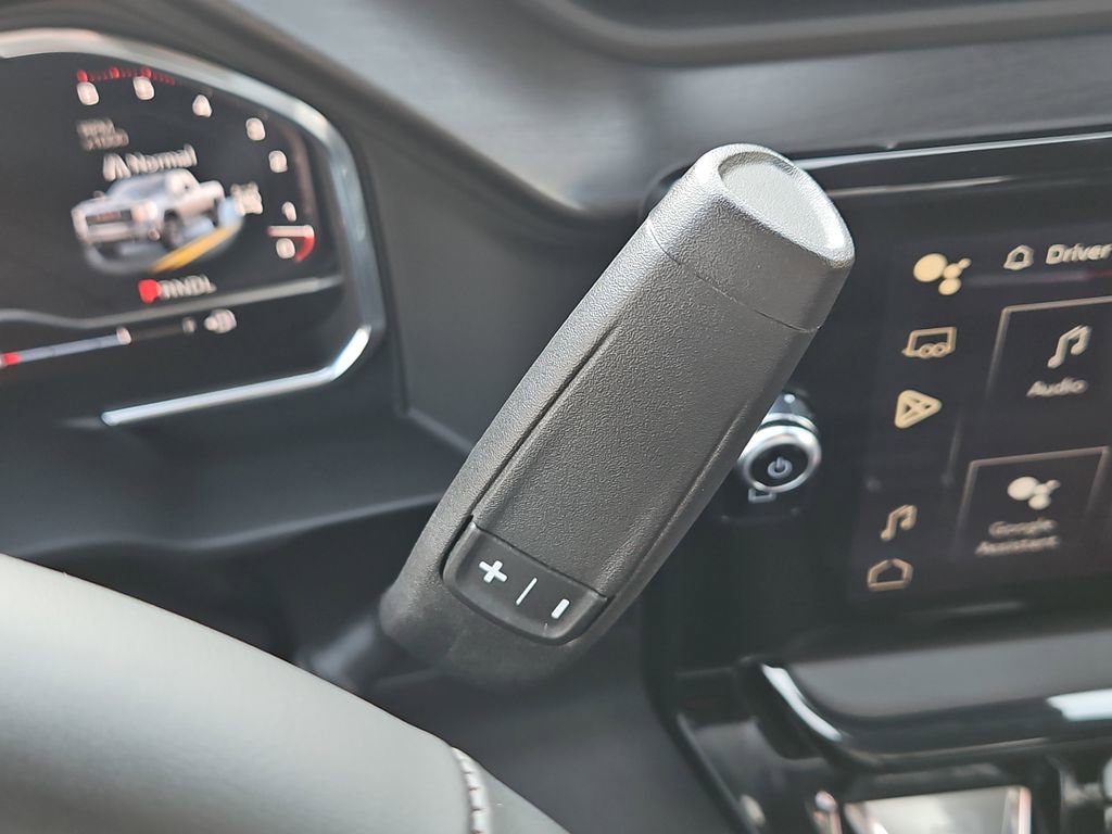 Used 2025 GMC Sierra 2500 AT4 image 26