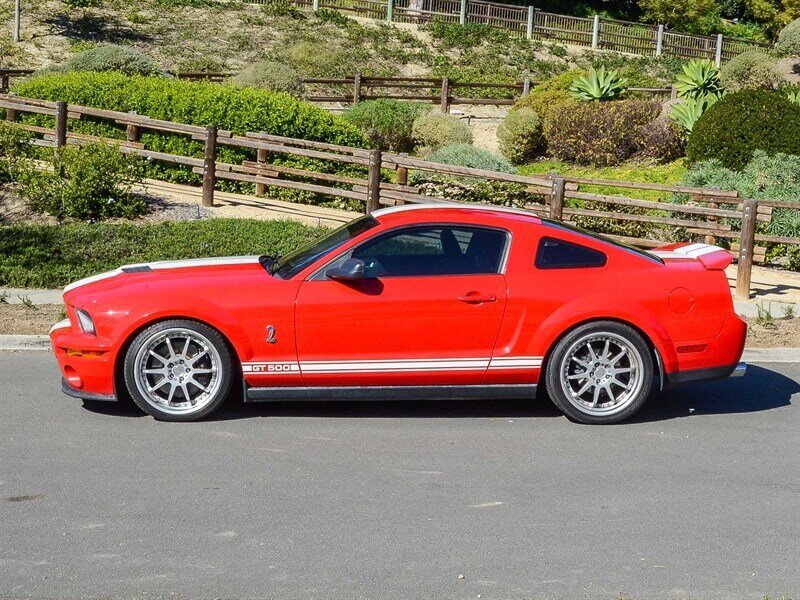 Used 2007 Ford Mustang Shelby GT500 RWD image 3