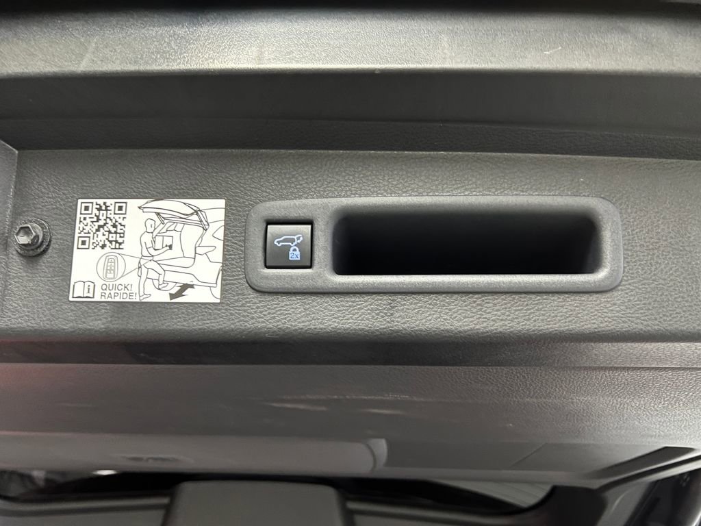 Certified 2021 Toyota Sienna Limited image 51