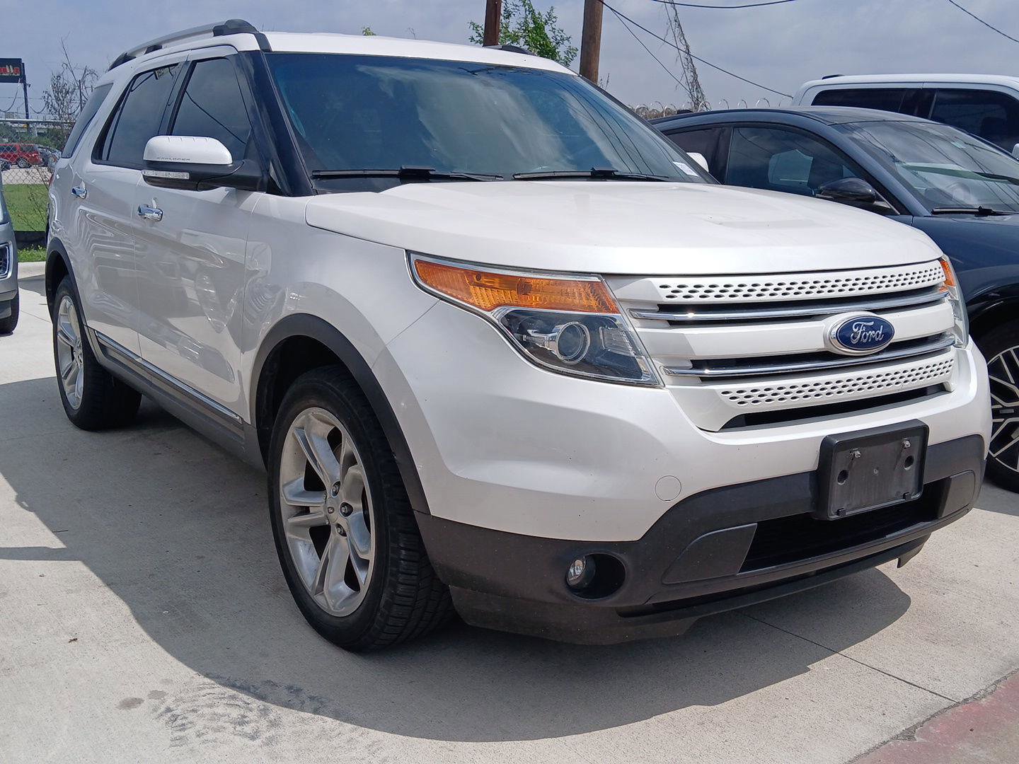 Used 2015 Ford Explorer Limited AWD/4WD image 5