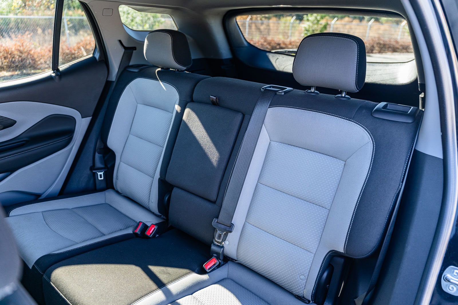 Used 2024 GMC Terrain SLE image 23