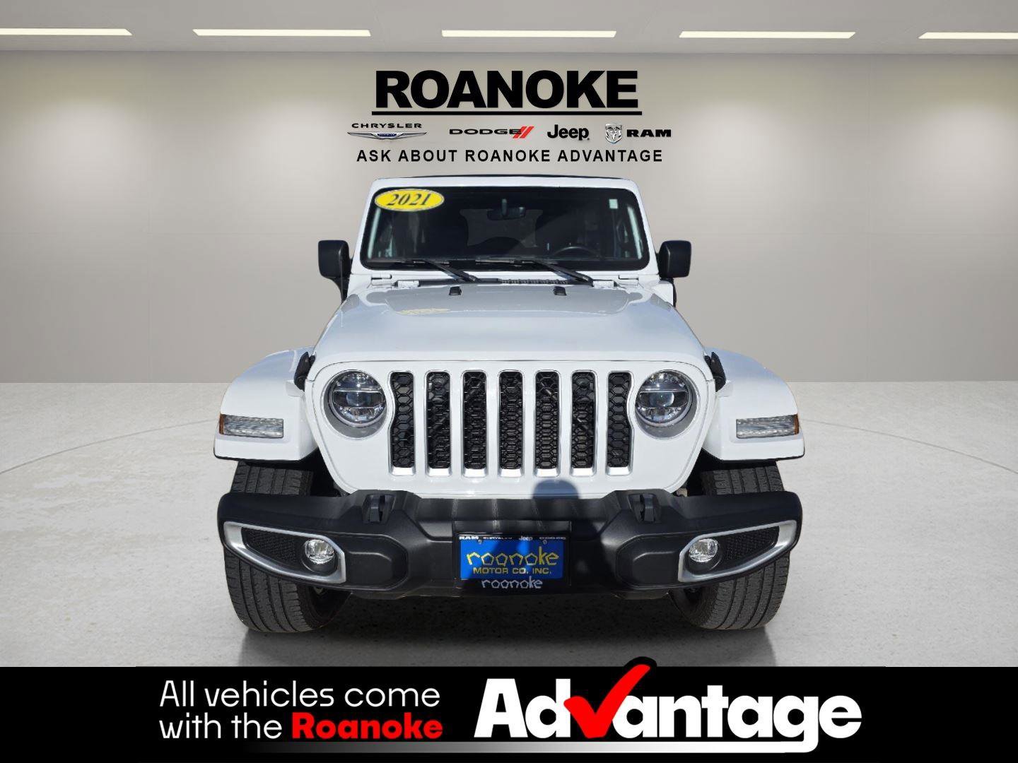 Used 2021 Jeep Wrangler Unlimited Sahara w/ Cold Weather Group image 12
