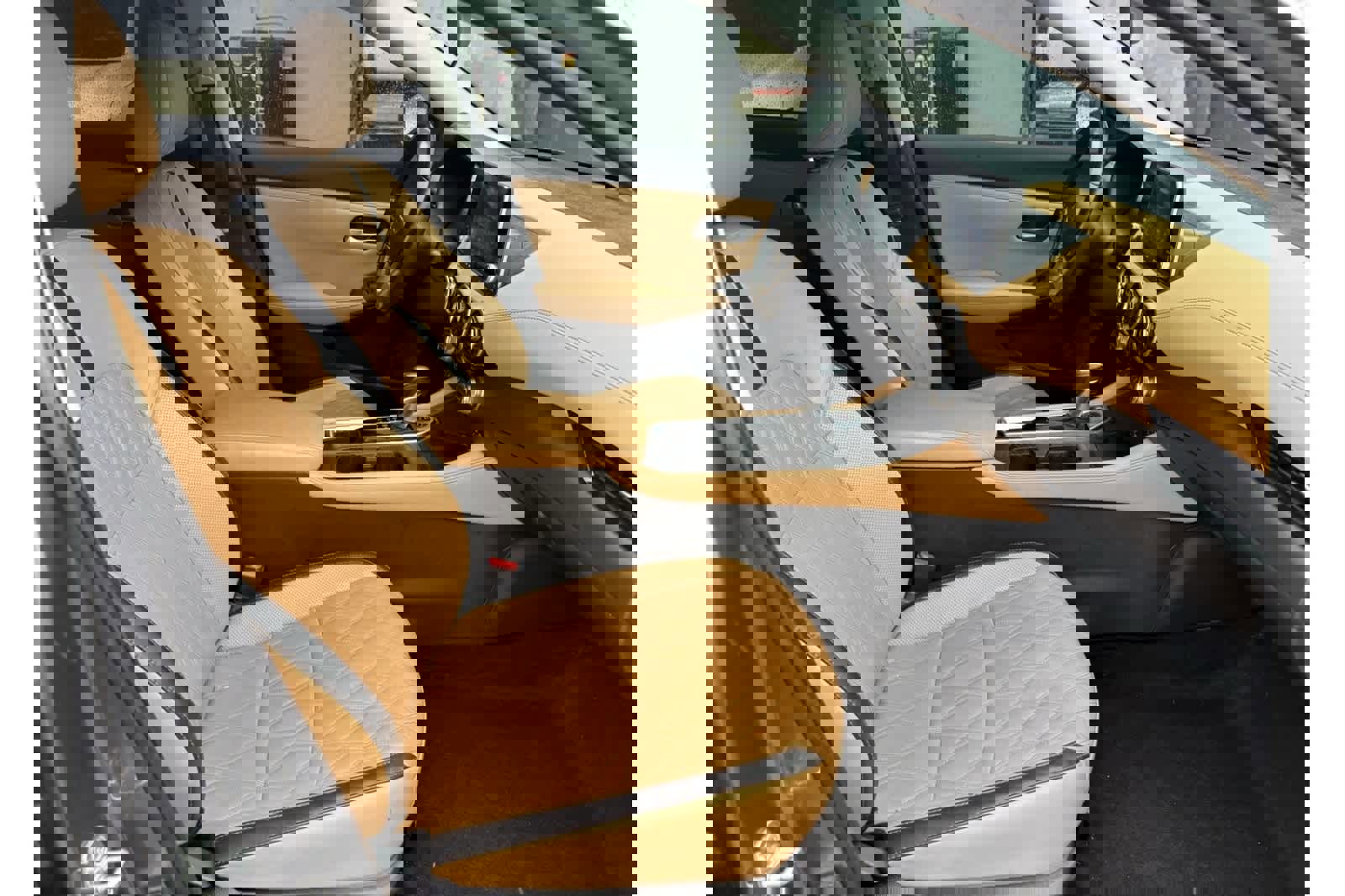 Used 2023 Nissan Sentra SV w/ SV Premium Package image 13