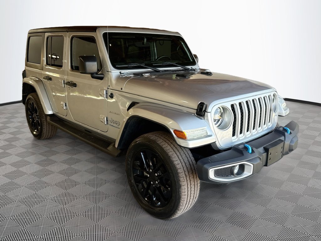 Certified 2023 Jeep Wrangler Unlimited Sahara w/ Cold Weather Group AWD/4WD image 4