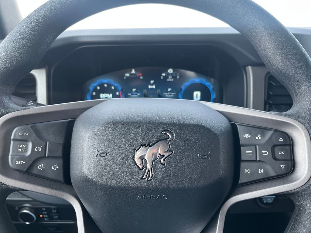 New 2025 Ford Bronco 4-Door image 3